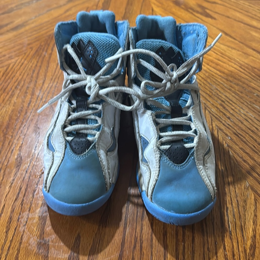 Kids Jordan’s USED